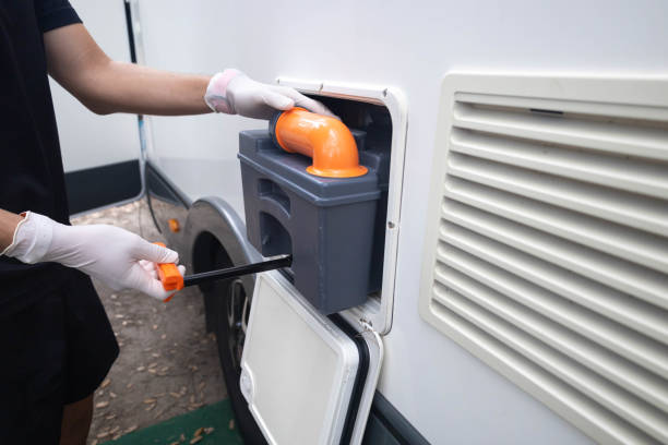 Best Porta potty rental near me  in Waynesboro, VA