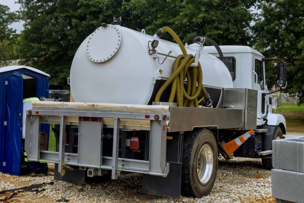 Best Luxury portable toilet rental  in Waynesboro, VA