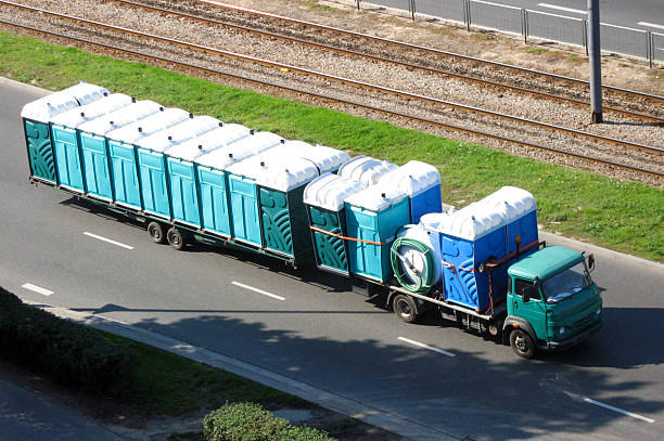 Best Portable restroom trailer rental  in Waynesboro, VA
